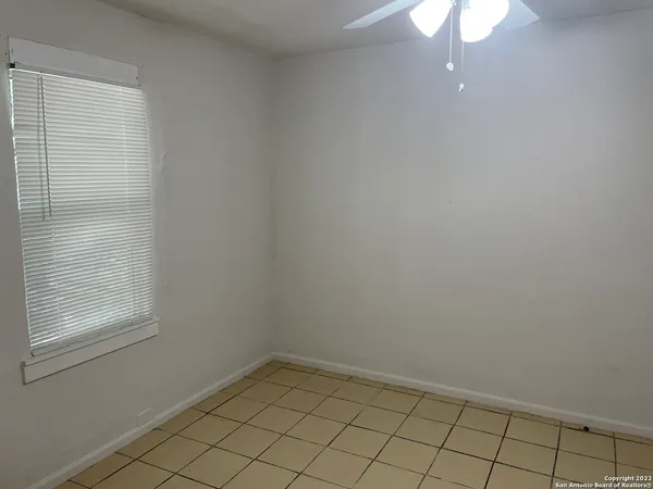 $1,550 | 1467 West Gerald Avenue, San Antonio, TX 78211