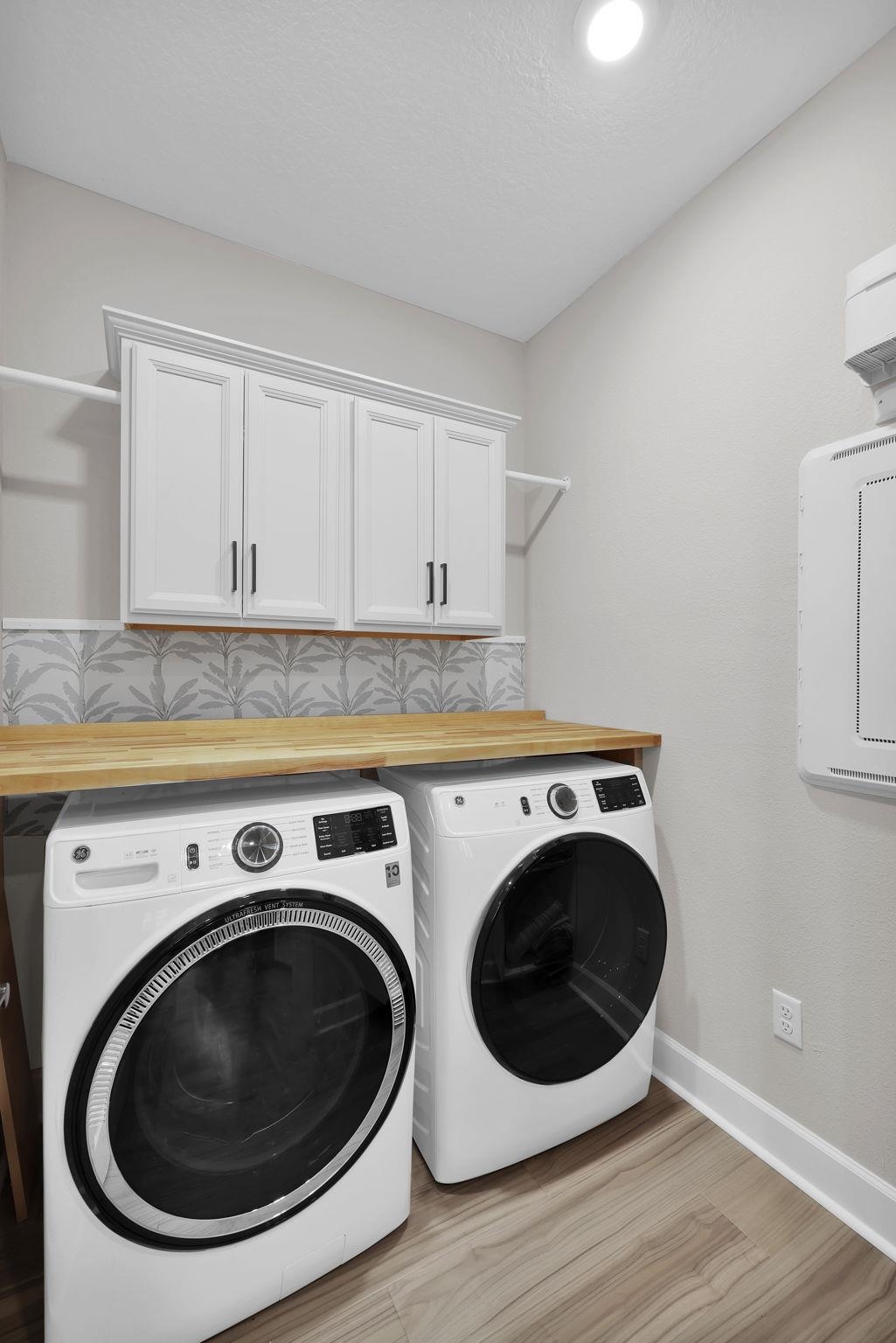 32 Martha Ct. St. Augustine, FL 32092 - Photo 20 of 36 a utility room with dryer and washer