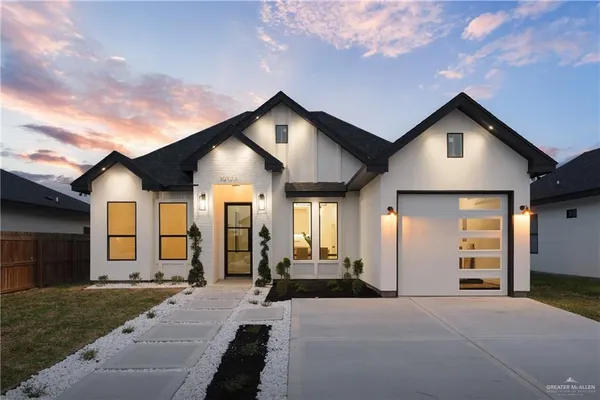 $240,000 | 10924 North Baylie Bear Drive, Edinburg, TX 78541