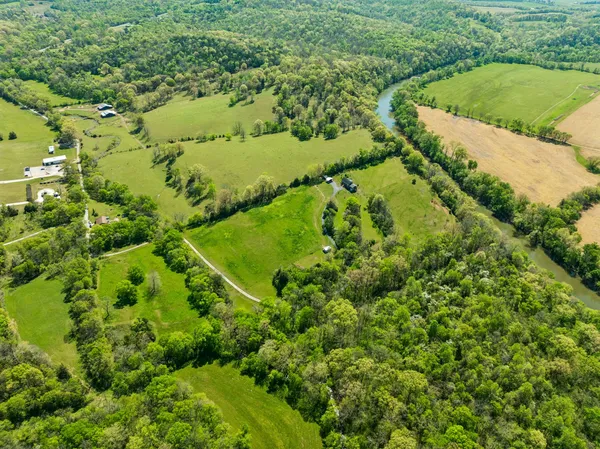 $1,050,000 | 4341 Marlowe Road, Williamsport, TN 38487