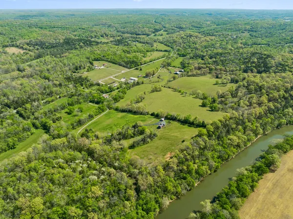$1,050,000 | 4341 Marlowe Road, Williamsport, TN 38487