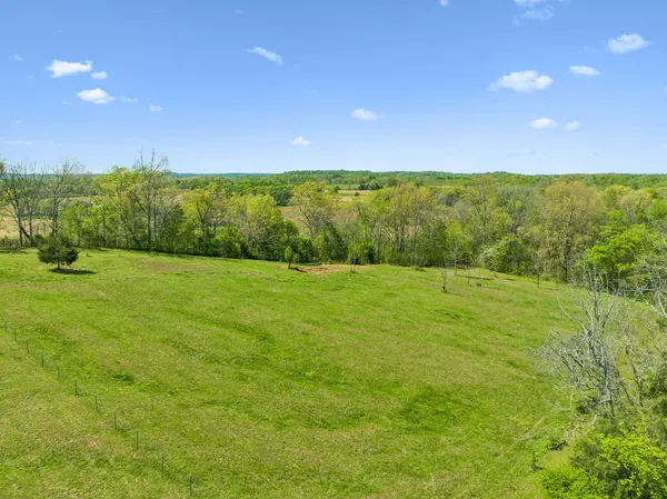 $1,050,000 | 4341 Marlowe Road, Williamsport, TN 38487