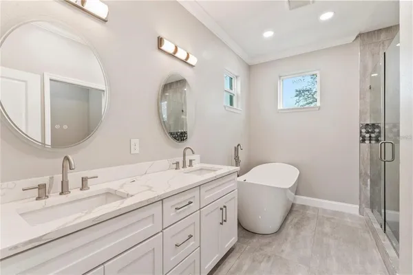 $3,600 | 809 West Linebaugh Avenue, Unit 1B, Tampa, FL 33612