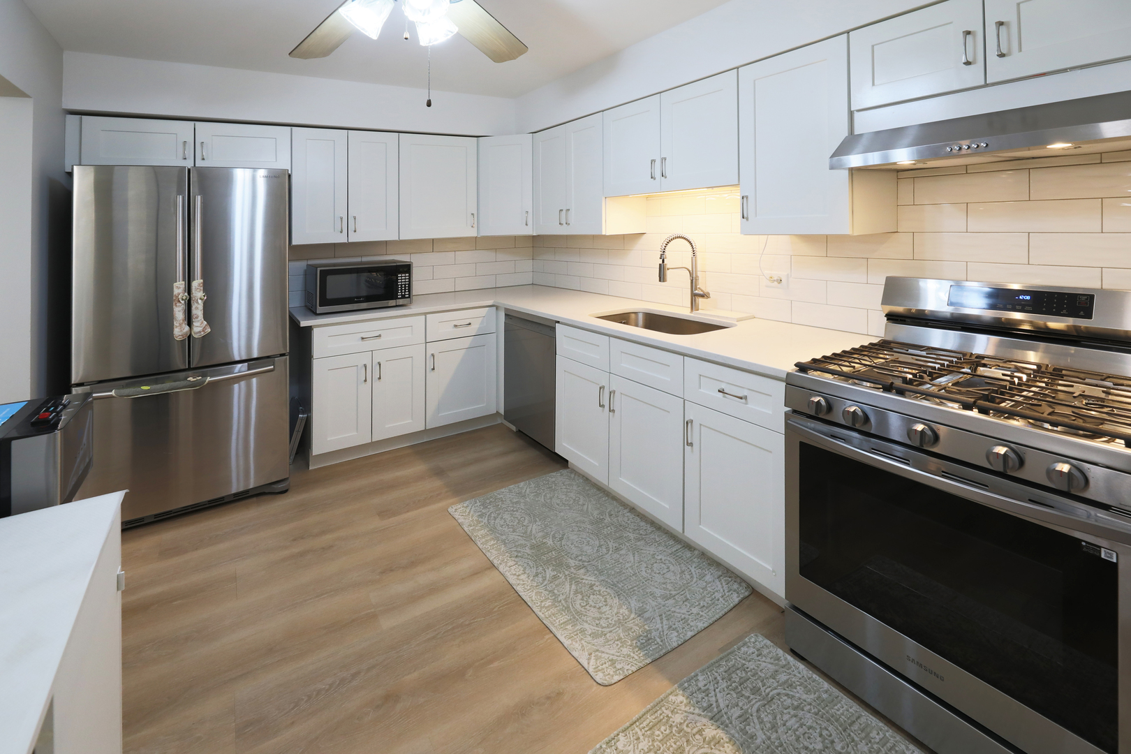 10385 Dearlove Road, Unit 1K Glenview, IL 60025 - Photo 17 of 23