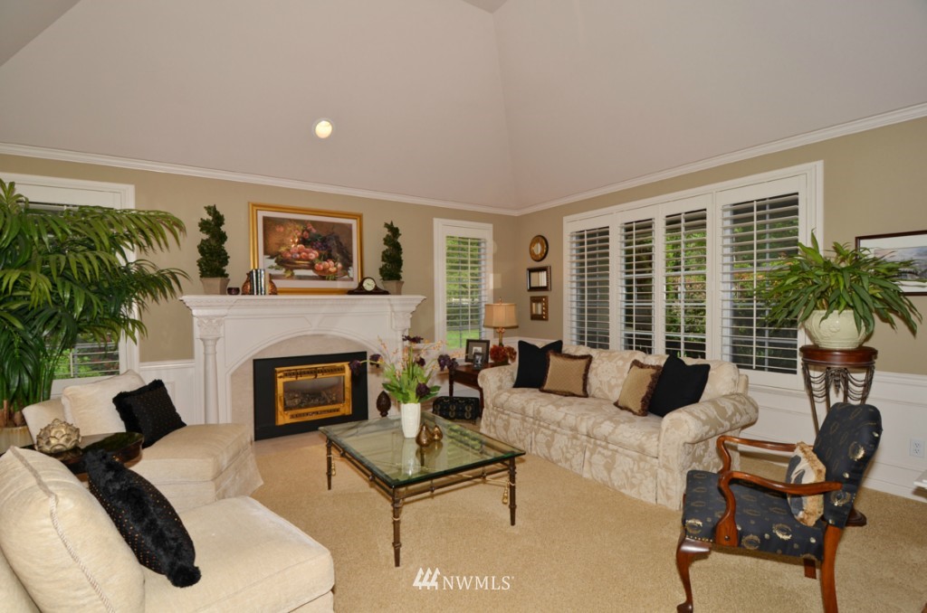 4930 177th Place Southeast Bothell, WA 98012 - Photo 3 of 15