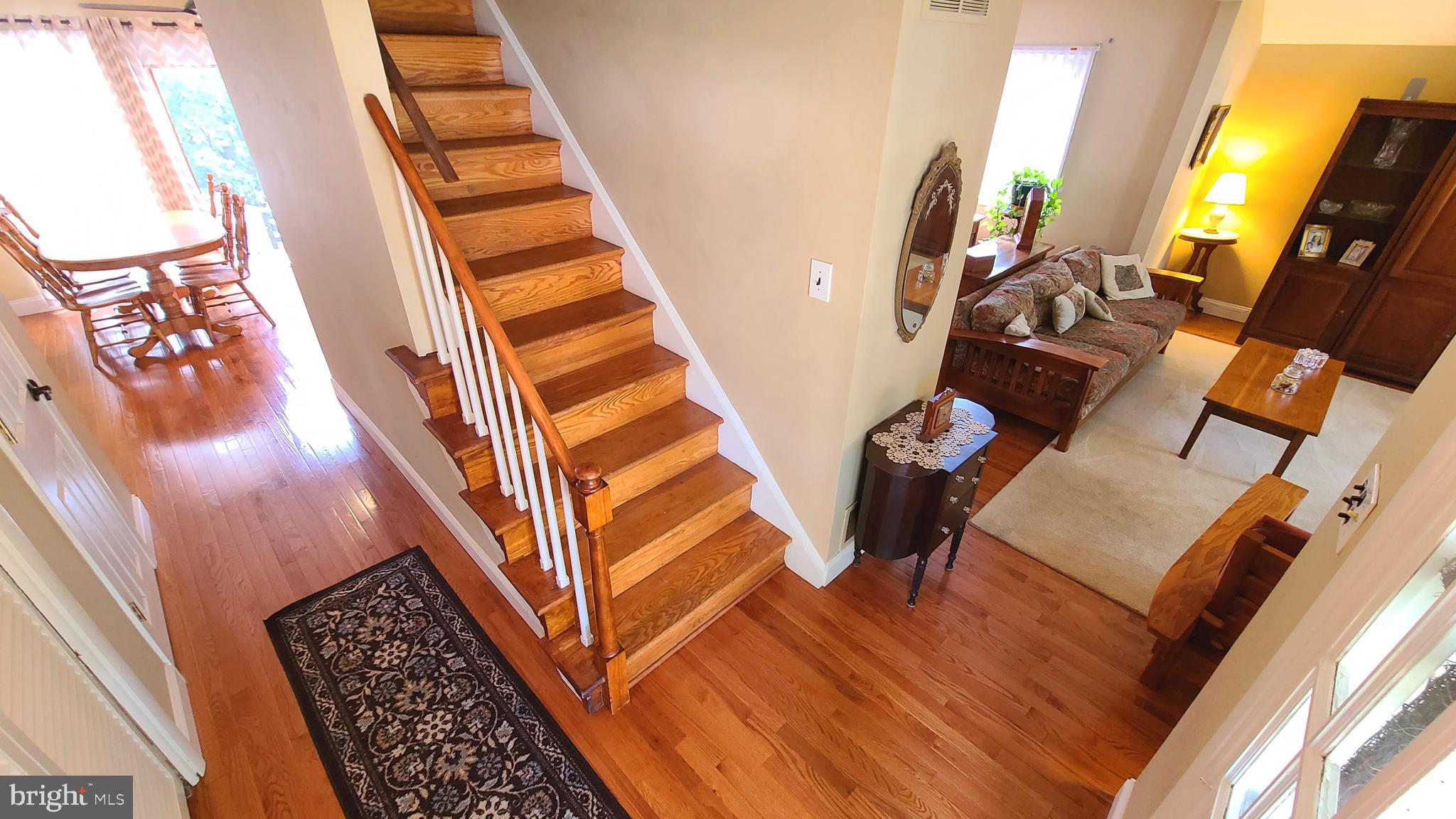 519 Coach Road Turnersville, NJ 08012 - Photo 3 of 29