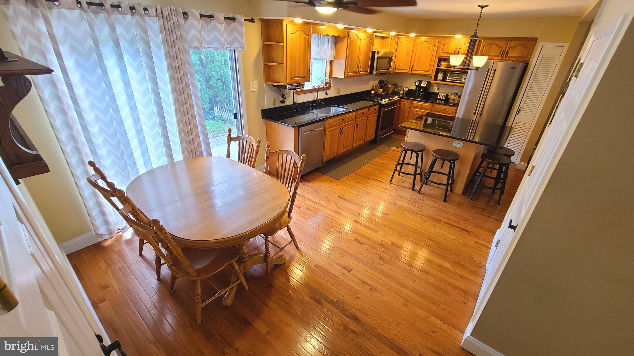 519 Coach Road Turnersville, NJ 08012 - Photo 8 of 29