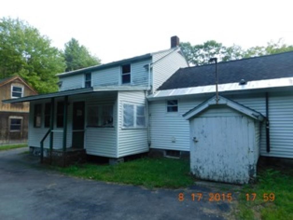 233 Fairground Road Springfield, VT 05156 - Photo 4 of 10