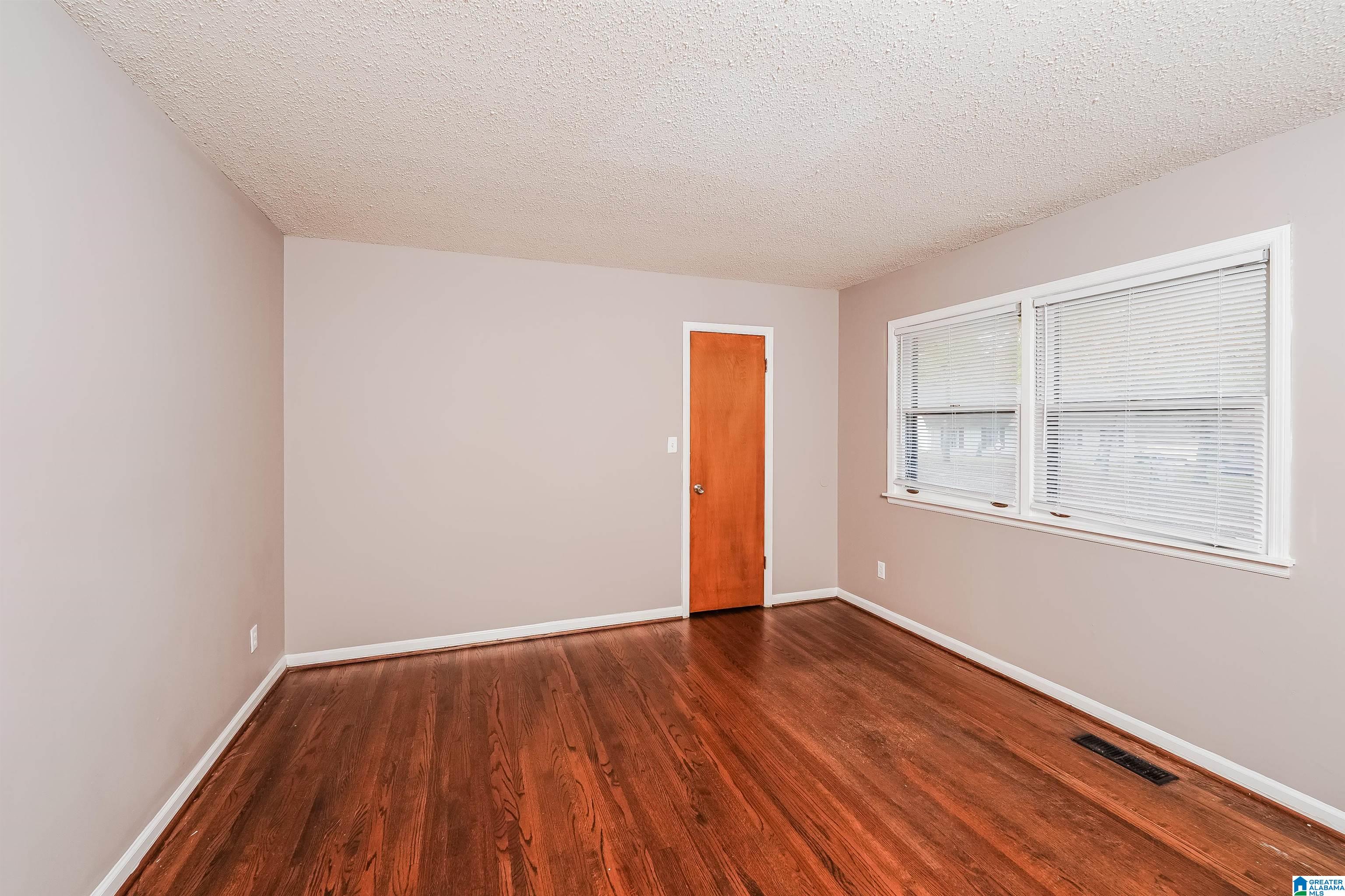 2213 Tal Brook Road Birmingham, AL 35216 - Photo 11 of 15