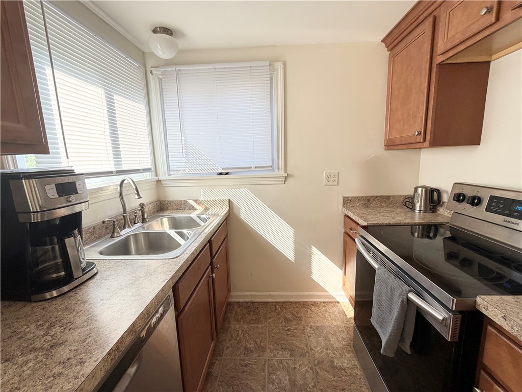 3245 Culver Road, Unit UPPR Irondequoit, NY 14622 - Photo 6 of 13 Gallery Image 6