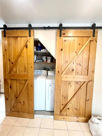 $4,000 | 99 Delaware Avenue, Unit UPPR, Long Beach, NY 11561