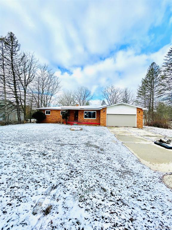 3115 North Linden Road Flint, MI 48504 - Photo 1 of 7