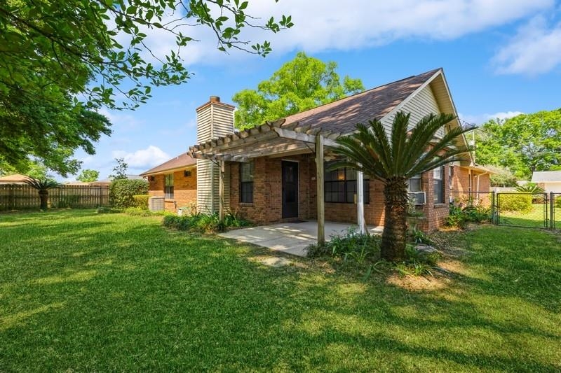 858 Valley Ridge Circle Pensacola, FL 32514 - Photo 34 of 37