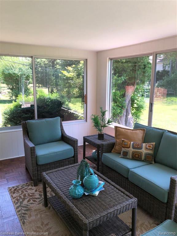 1141 South Renaud Road Grosse Pointe Woods, MI 48236 - Photo 33 of 52