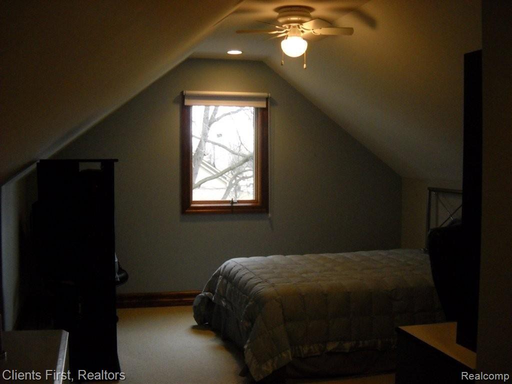 19044 Wayne Road Livonia, MI 48152 - Photo 11 of 25 loft bedroom