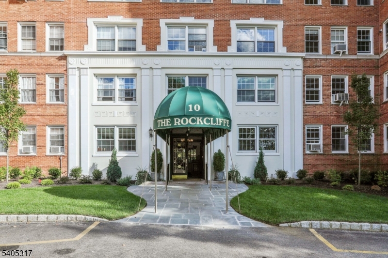 10 Crestmont Road, Unit 6C Montclair, NJ 07042 - Photo 1 of 22