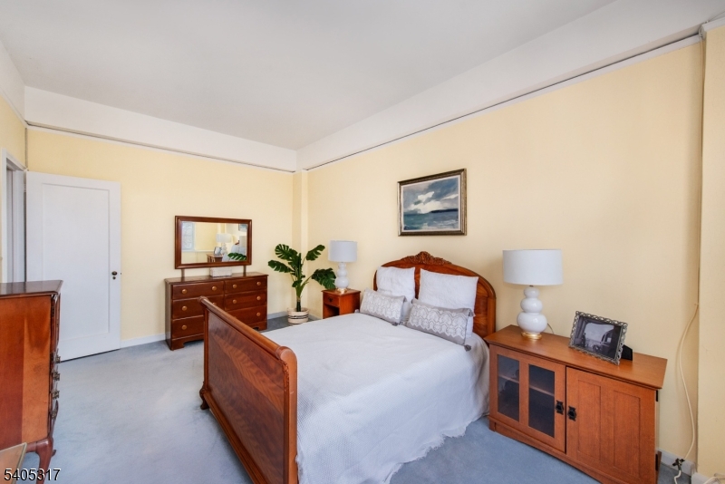 10 Crestmont Road, Unit 6C Montclair, NJ 07042 - Photo 18 of 22