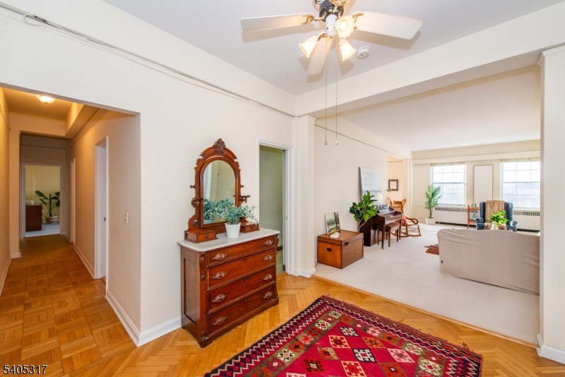 10 Crestmont Road, Unit 6C Montclair, NJ 07042 - Photo 5 of 22