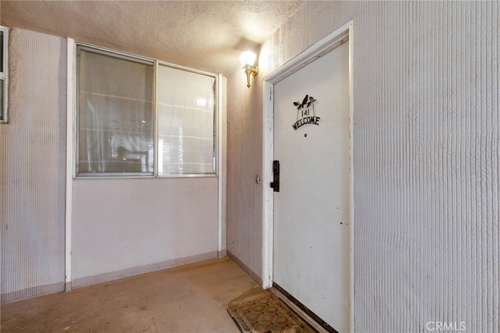6979 Palm Court, Unit 141N Riverside, CA 92506 - Photo 3 of 23