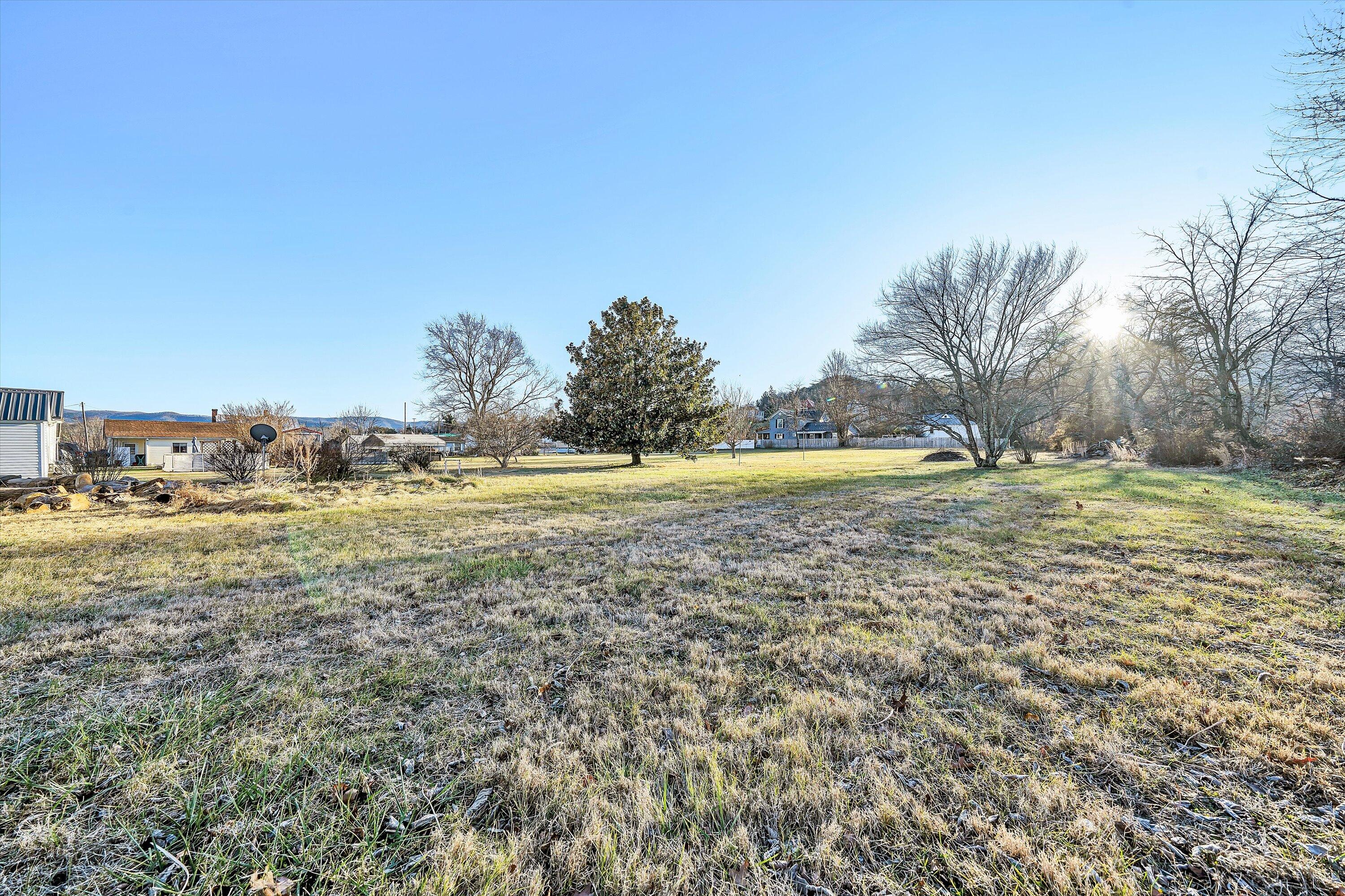 8 Middle Street New Castle, VA 24127 - Photo 42 of 45 42-DSC00124