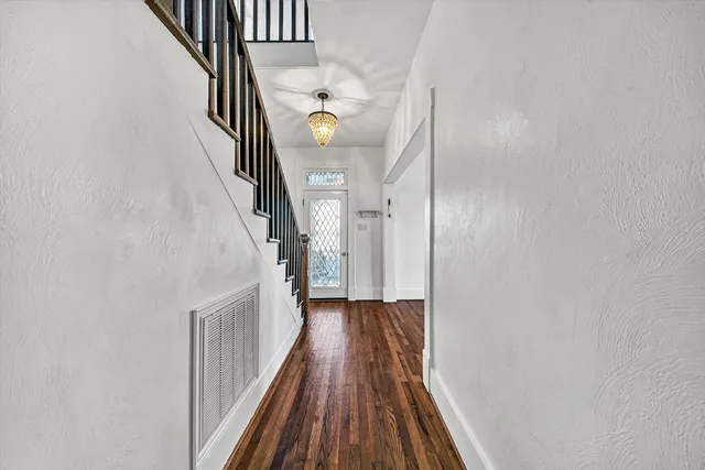 $235,000 | 8 Middle Street, New Castle, VA 24127