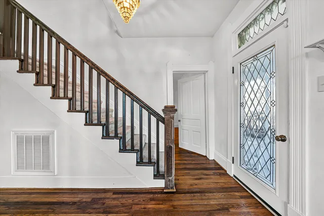 $235,000 | 8 Middle Street, New Castle, VA 24127