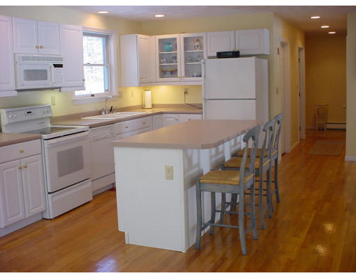 323 Nashua Road Billerica, MA 01821 - Photo 6 of 21 Gallery Image 6
