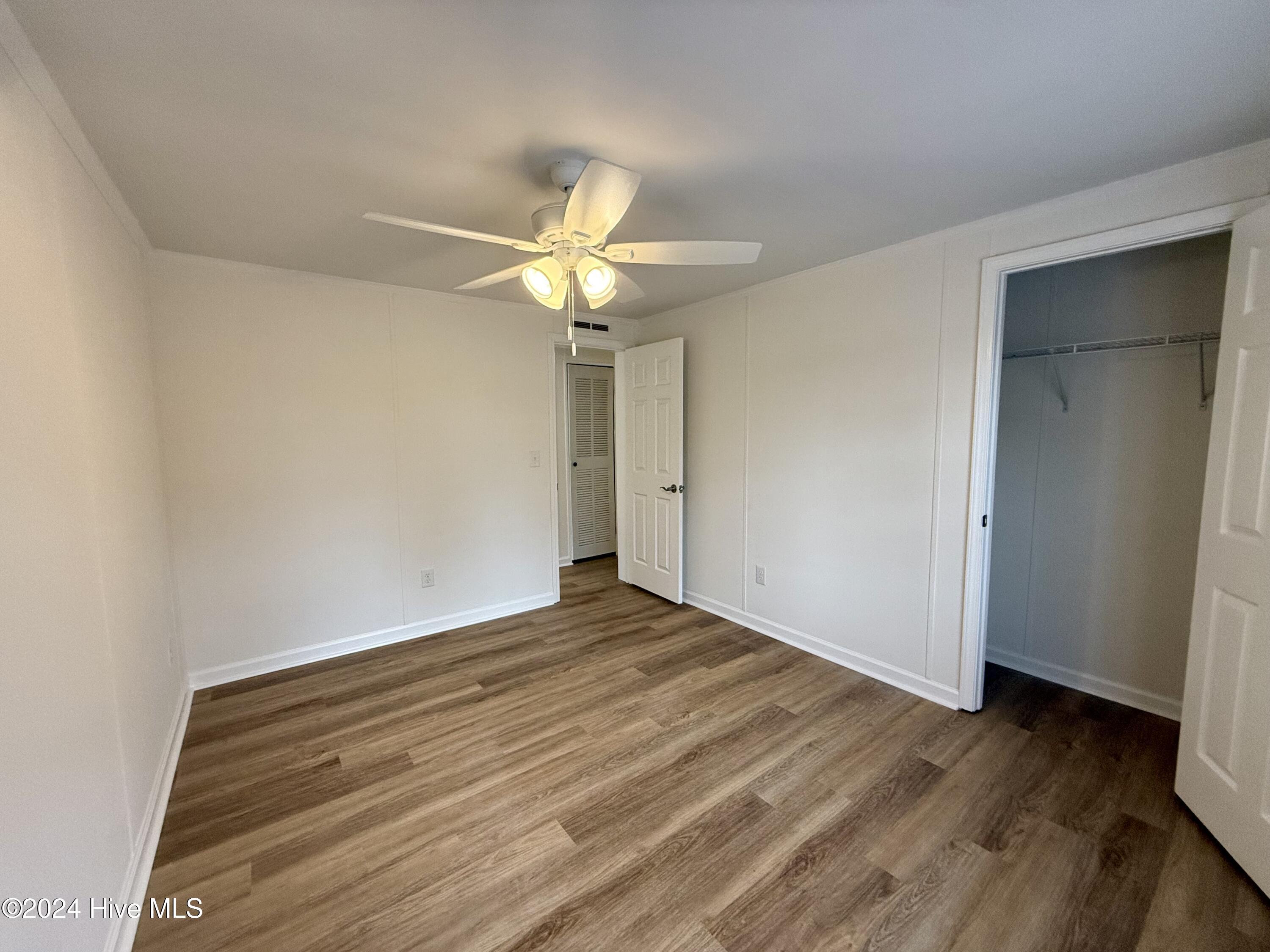 930 Willis Neck Road Vanceboro, NC 28586 - Photo 17 of 28 Guest bedroom 2