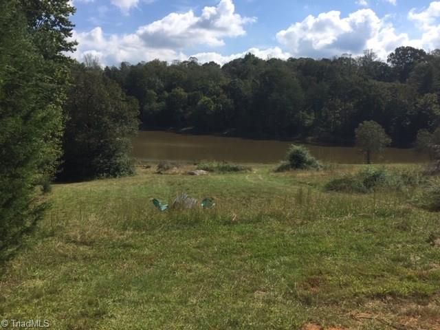 1264 Forge Mill Road King, NC 27021 - Photo 3 of 21