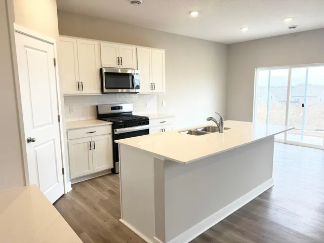 $429,990 | 474 Blueridge Street Southwest, Delano, MN 55328