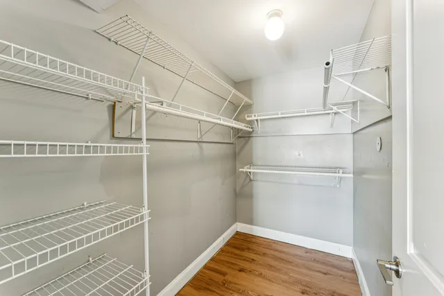 $195,000 | 1613 Silverstone Drive, Unit 1613, Carpentersville, IL 60110