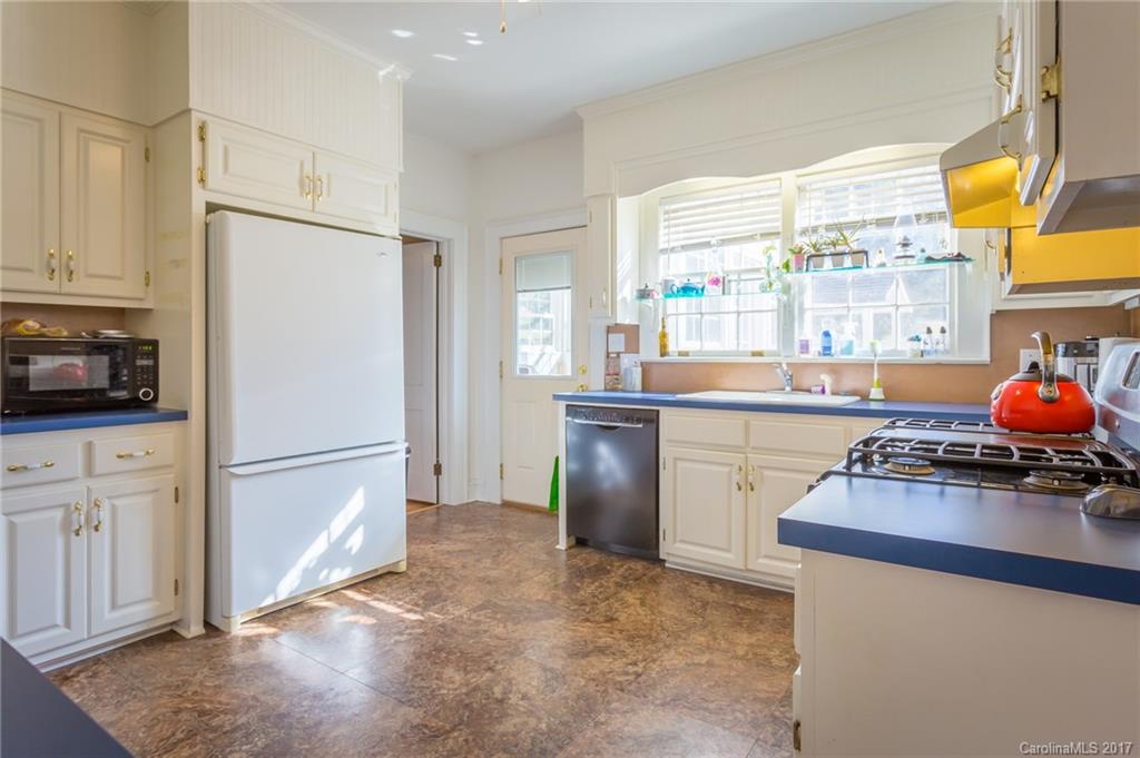 2806 Byrd Road Morganton, NC 28655 - Photo 11 of 24 Gallery Image 11