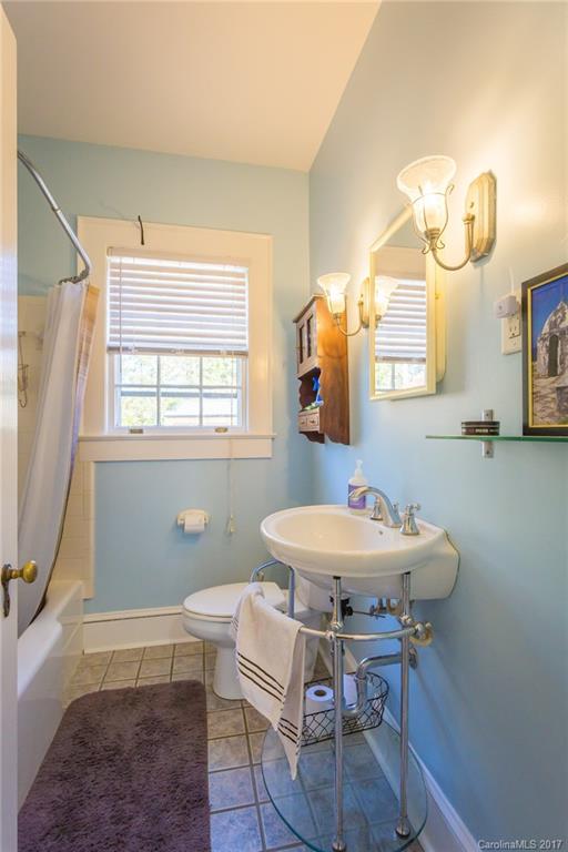 2806 Byrd Road Morganton, NC 28655 - Photo 15 of 24 Gallery Image 15