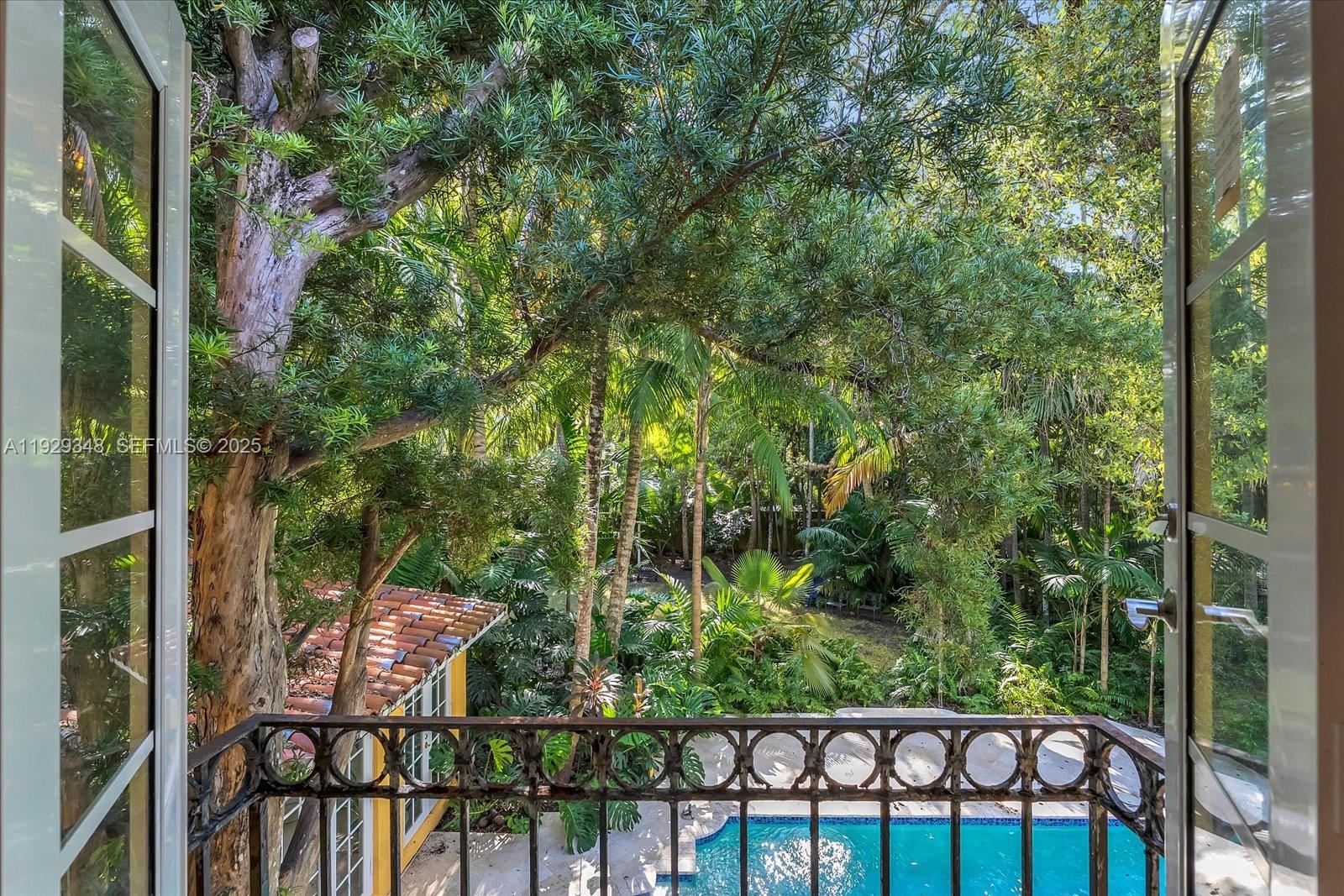 4190 Ingraham Highway Miami, FL 33133 - Photo 18 of 26 a view of a balcony with chairs