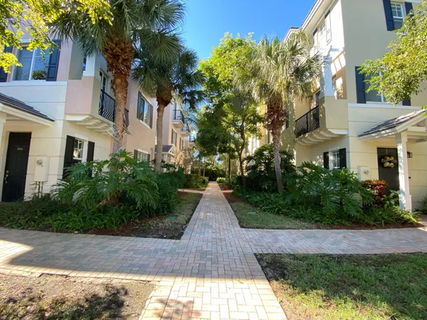 $4,400 | 3803 Northwest 5th Terrace, Boca Raton, FL 33431