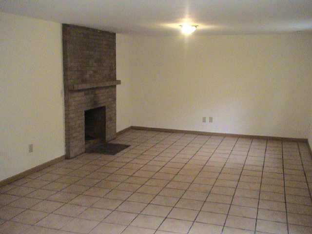 1282 Woodcroft Road Columbus, OH 43204 - Photo 6 of 8
