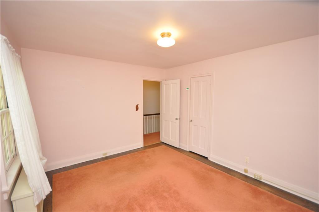 418 Sulgrave Road Pittsburgh, PA 15211 - Photo 10 of 17 a view of an empty room