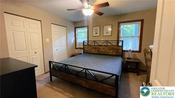 a view of utility room with washer and dryer