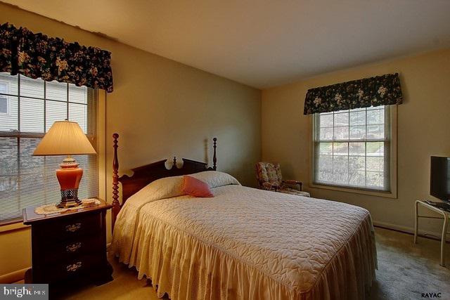 3689 Rimrock Road York, PA 17402 - Photo 17 of 28 Gallery Image 17