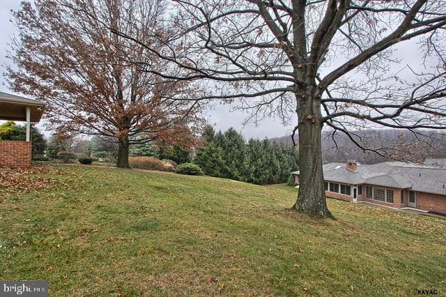 3689 Rimrock Road York, PA 17402 - Photo 25 of 28 Gallery Image 25