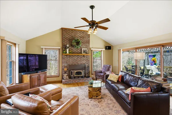 $700,000 | 300 Owings Hill Court, Owings, MD 20736