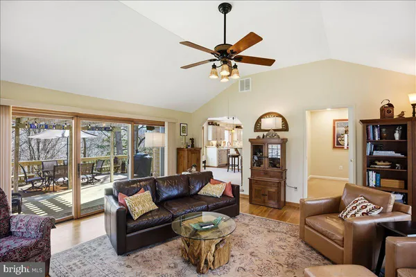 $700,000 | 300 Owings Hill Court, Owings, MD 20736