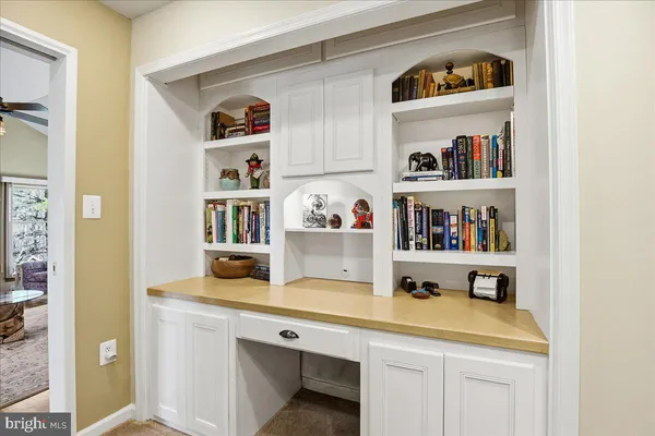 $700,000 | 300 Owings Hill Court, Owings, MD 20736