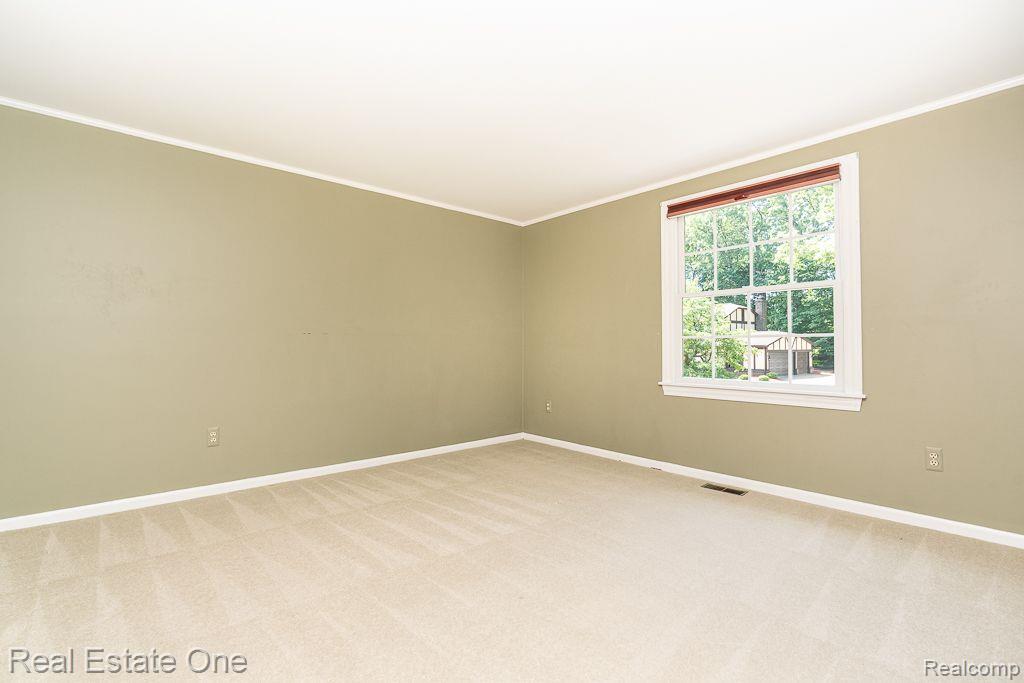 1358 Hathaway Rising Rochester Hills, MI 48306 - Photo 27 of 53