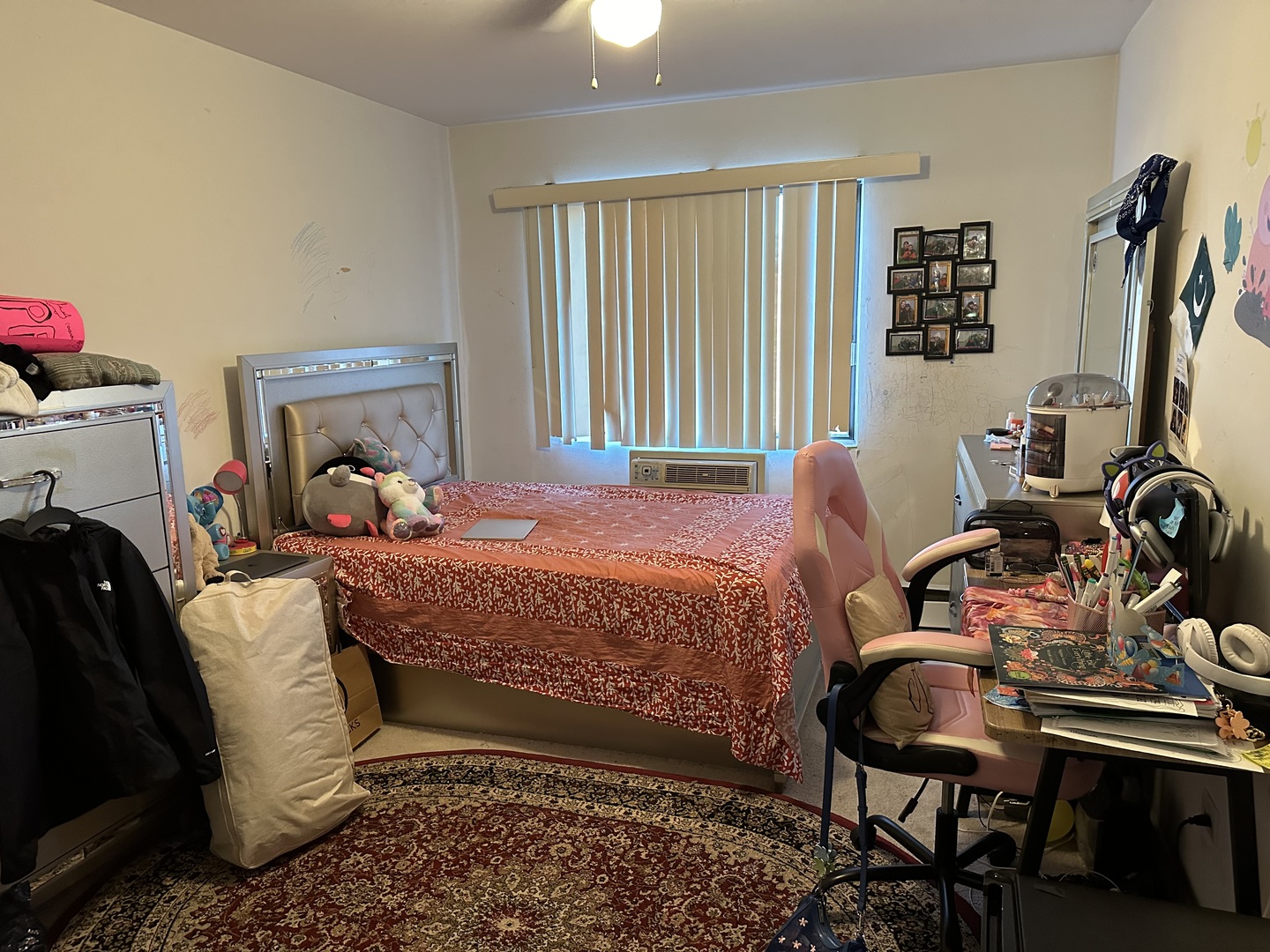 3609 Central Road, Unit 302 Glenview, IL 60025 - Photo 9 of 15 a bed room with a bed and a chair