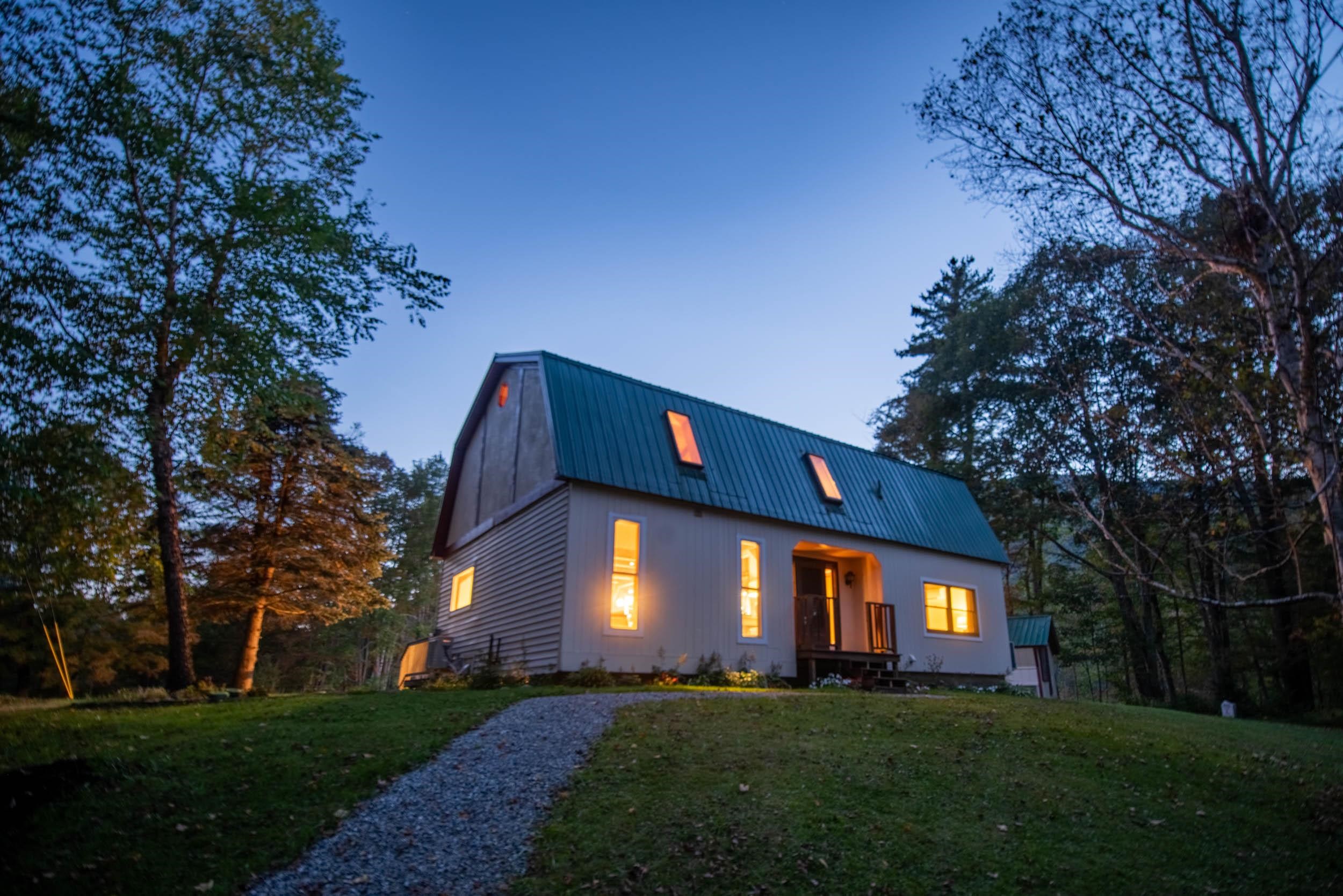 216 South End Road Mount Tabor, VT 05253 - Photo 2 of 18