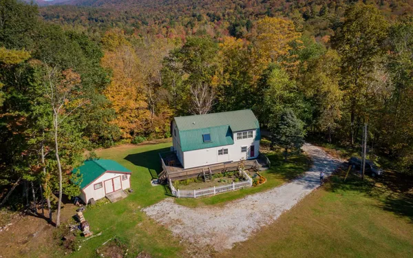 $3,000 | 216 South End Road, Mount Tabor, VT 05253