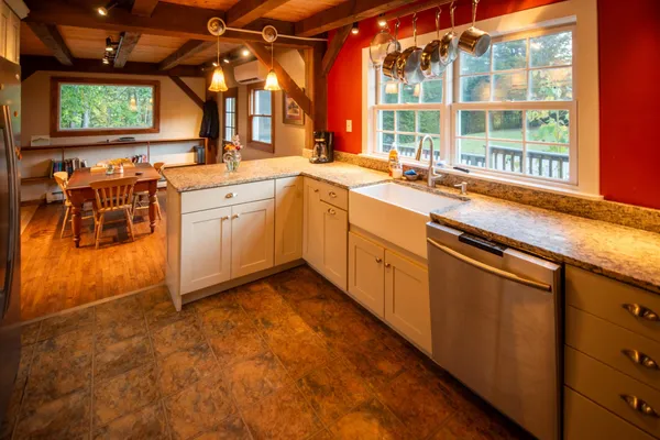 $3,000 | 216 South End Road, Mount Tabor, VT 05253