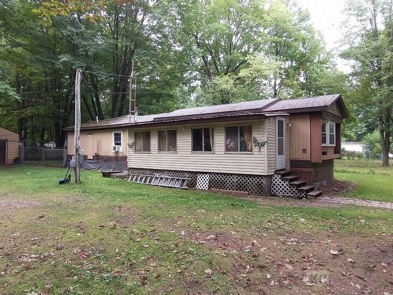 1086 Ranger Drive Gladwin, MI 48624 - Photo 3 of 11