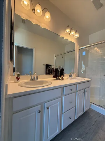 $3,250 | 422 West Rte 66, Unit 1, Glendora, CA 91740